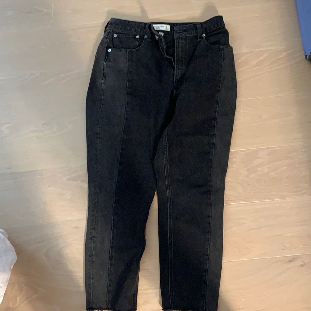 Abercrombie and Fitch curve love mom jeans